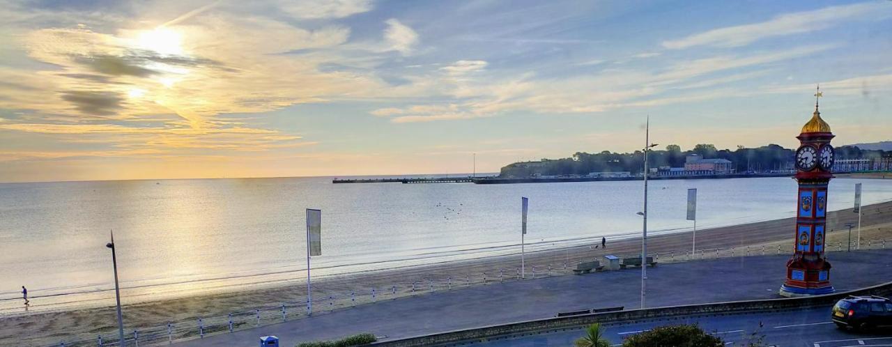 Sunrise View - Beachfront Apartment, וויימות' מראה חיצוני תמונה