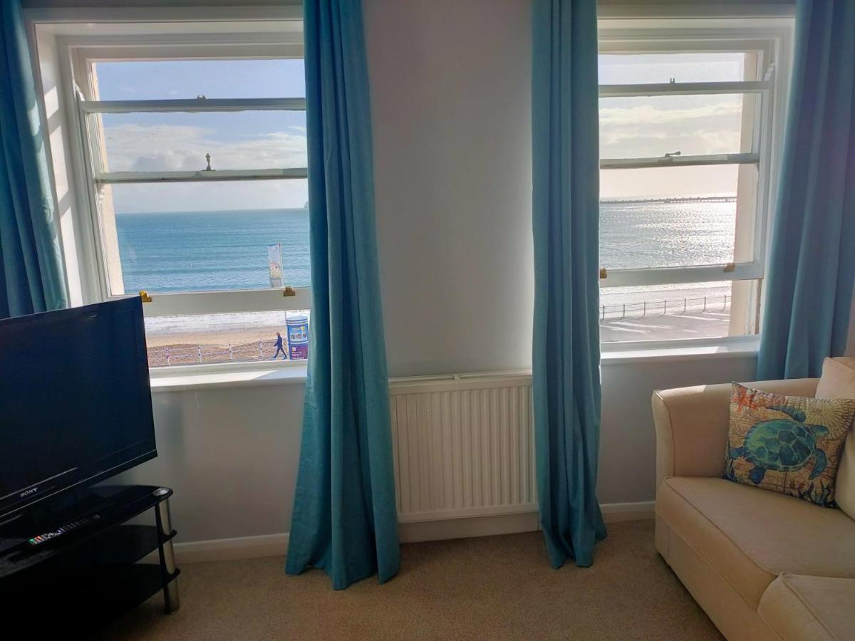 Sunrise View - Beachfront Apartment, וויימות' מראה חיצוני תמונה